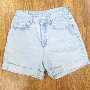 🔥Vintage 90s high waist cuffed light jean shorts